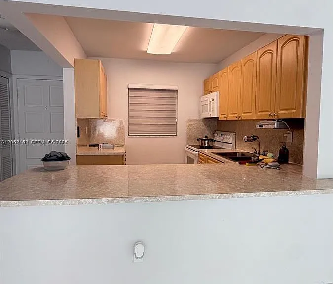 120 Royal Palm Rd #111 — Photo 2