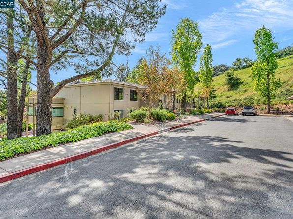 1601 Oakmont Dr APT 4, Walnut Creek, CA 94595