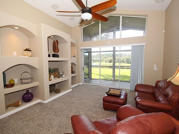5th image of 10723 Banfield Dr