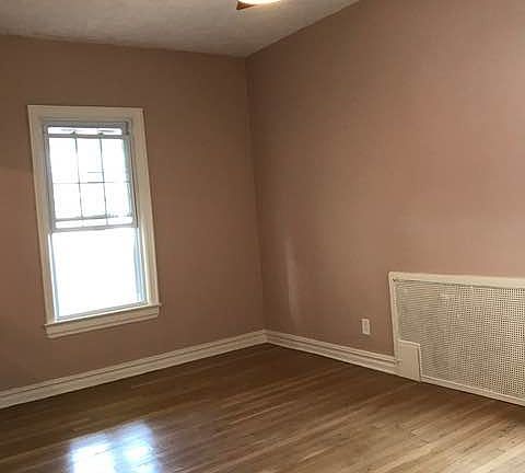 4th image of 709 Greenwood Ave Floor 2