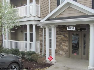 1821 Suncrest Vlg, Morgantown, WV 26505