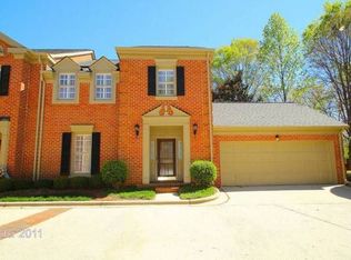 2815 Sharon View Rd, Charlotte, NC 28210