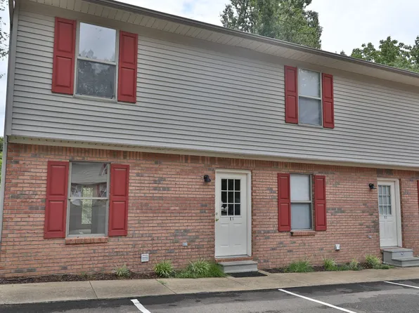 148 W Peach St, Martin, TN