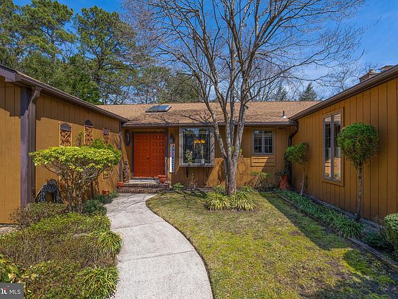 5th image of 604 Quail Dr