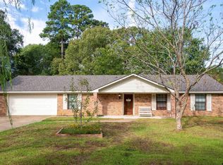 117 Sugar Creek Dr, Marshall, TX 75672