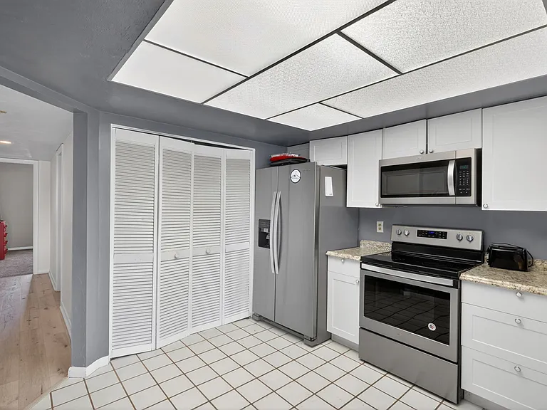 4728 Orange Grove Blvd #4 — Photo 4