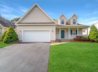 1125 W Woods Rd UNIT 35, Hamden, CT 06518