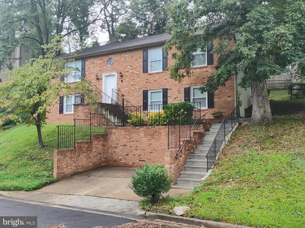 15712 Brandywine Rd, Dumfries, VA 22025