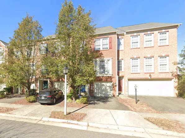 1023 Hotchkiss Pl, Fredericksburg, VA 22401