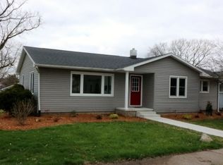 505 E Walnut St, Chalmers, IN 47929