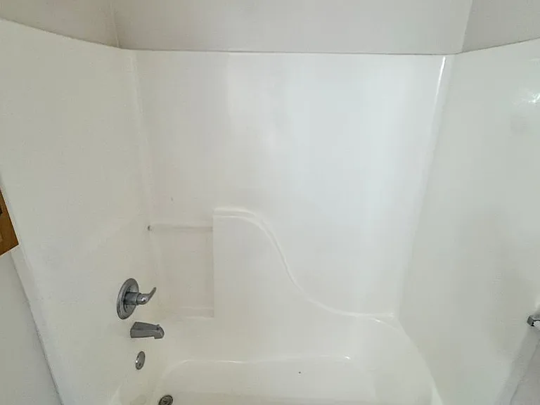 910 Pleasant Dr #1A-1B-2B — Photo 12
