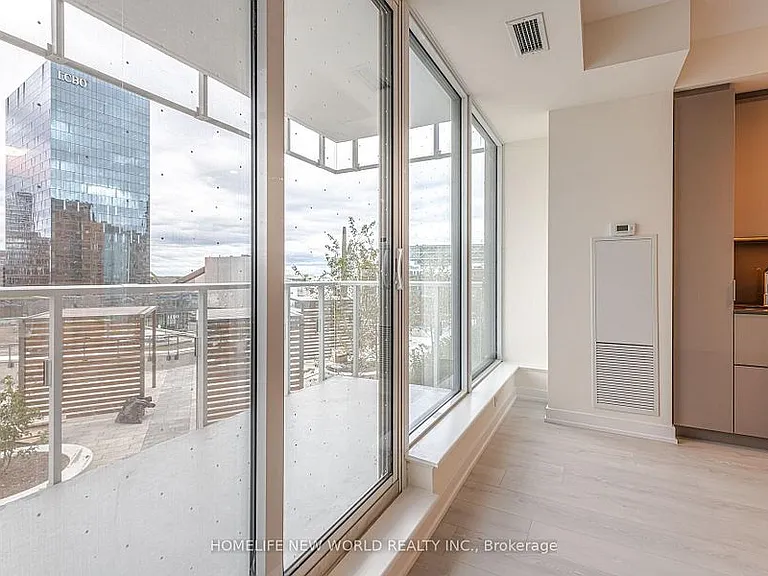 28 Freeland St #808 — Photo 39