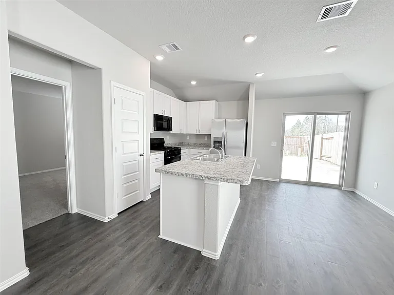 21611 Dessert Lilly Rd — Photo 12