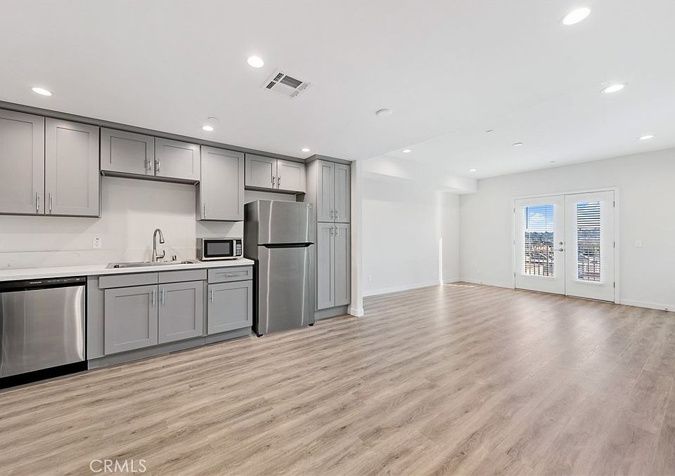 1st image of 419 N Chandler Ave Unit 417