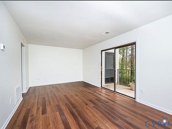 4th image of 1535 Front Royal Dr