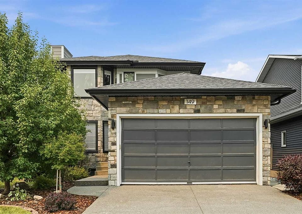 1st image of 149 Riverglen Close SE
