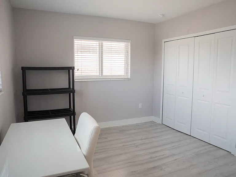 739 NW 22nd Ct #739 — Photo 26
