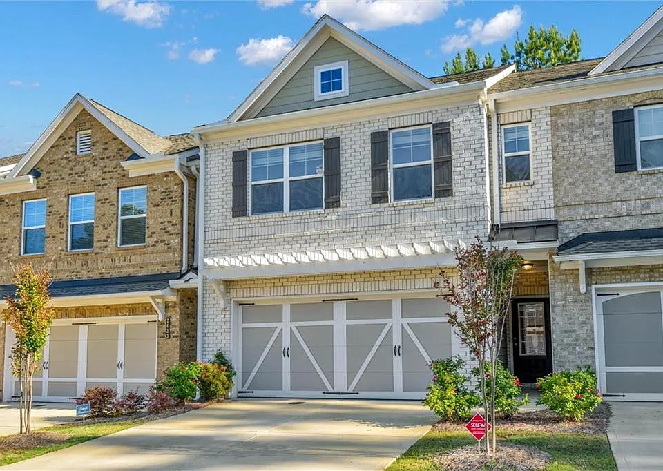 2423 Chene Dr
