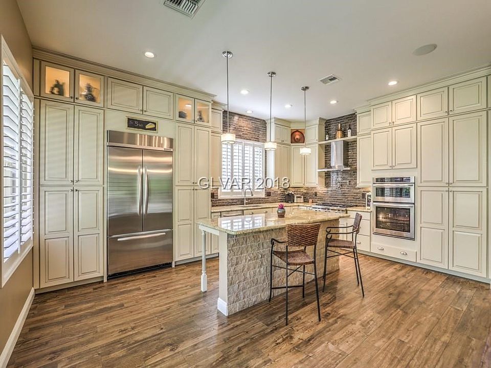 1st image of 97 Emerald Dunes Cir