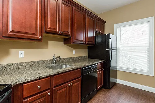 Baxter Knolls Apartment Photo 1