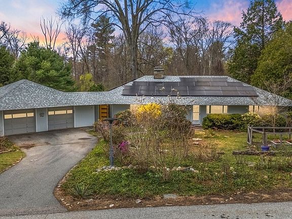 3rd image of 23 Alden Rd