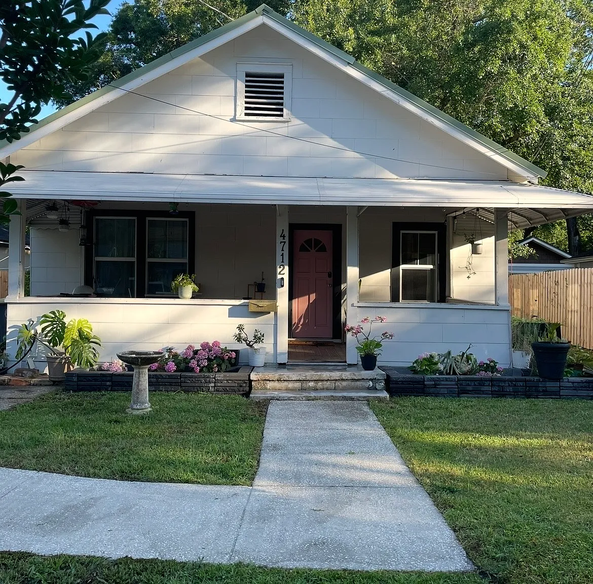 2 bed, 1128 sqft, $2,000 — Photo 1