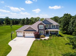 5349 Conrad Dr, Haslett, MI 48840