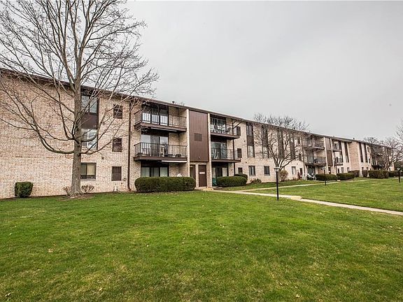 2nd image of 16380 Heather Ln #F104