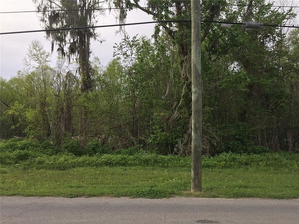 1st image of E Harding St