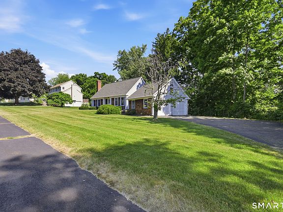 3rd image of 10 Kendrick Lane