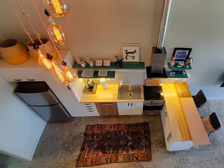 1020 E 6th St #2 — Photo 8