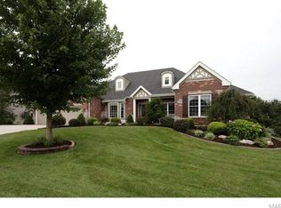 815 Snowberry Ridge Dr, O'Fallon, MO 63366