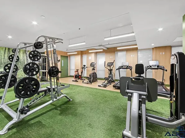 100 Lenox Road image 14 of 19