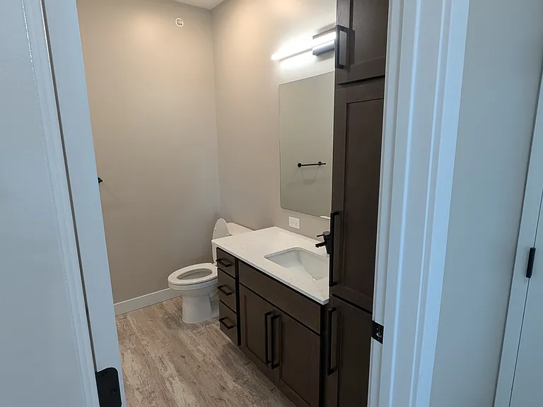 Elm 26 — Photo 28