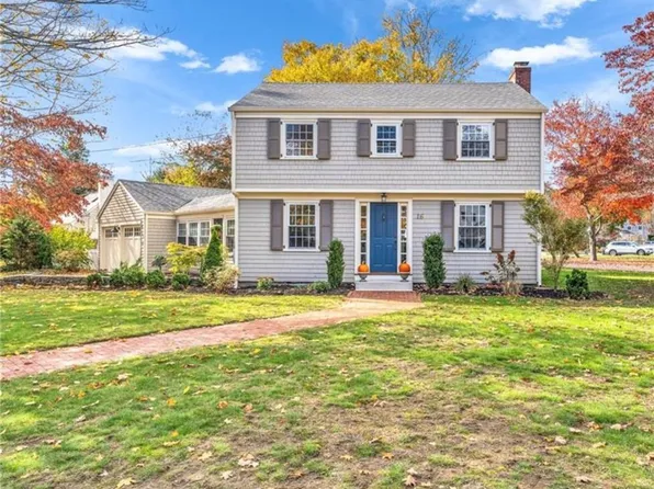 16 Highview Ave, Barrington, RI 02806