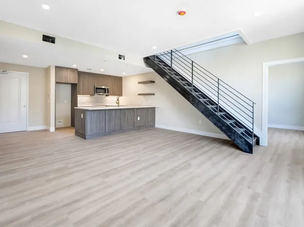 706 Madison Street image 14 of 29