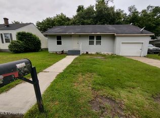 5019 Magnolia St, Moss Point, MS 39563