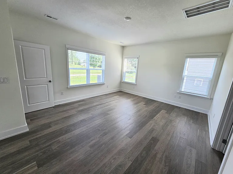 1107 Emily Louise Ln — Photo 15