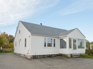 15 Tyngsboro Rd, Dracut, MA 01826