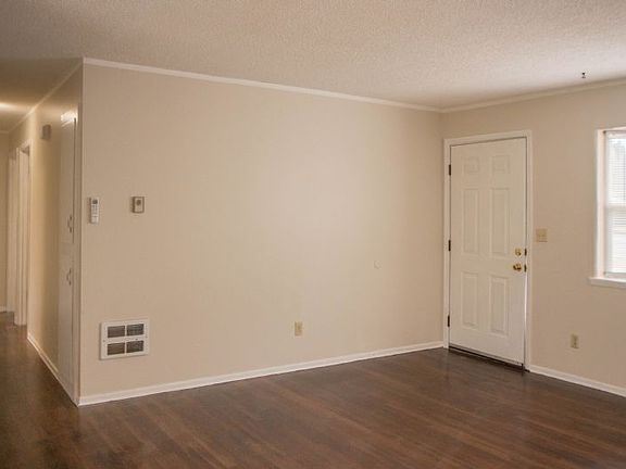 2nd image of 8013 NE 101st Ave