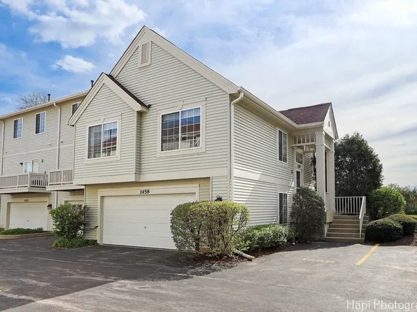 1458 New Haven Dr, Cary, IL 60013