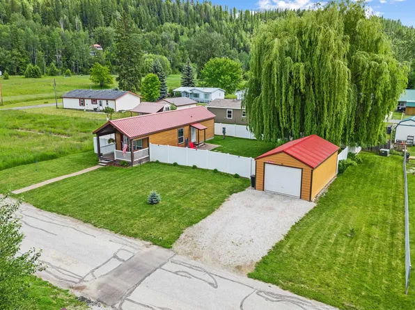 106 A South Ave, Metaline Falls, WA 99153