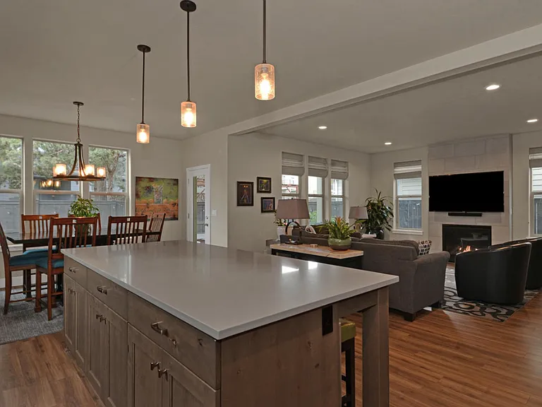 63132 NW Via Cambria — Photo 9