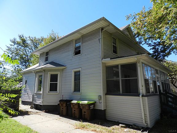 2nd image of 619 W 5th St