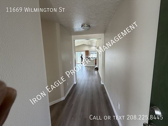 5th image of 11669 Wilmington St