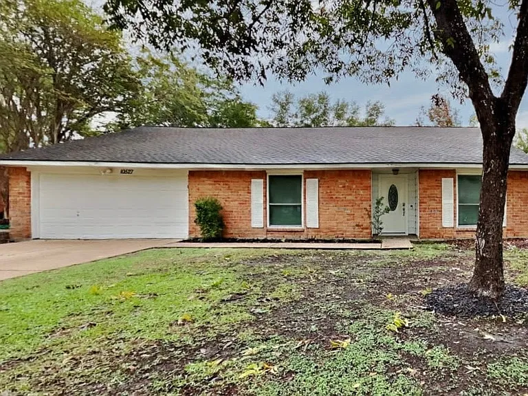 10507 Mills Walk Dr — Photo 1