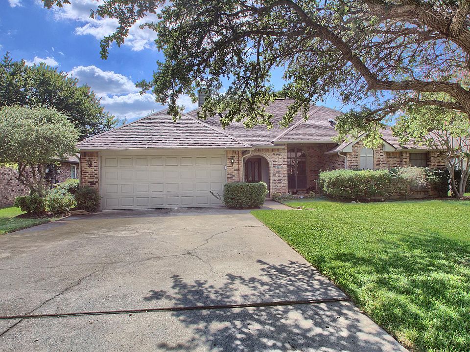 1st image of 1619 Hyland Greens Dr