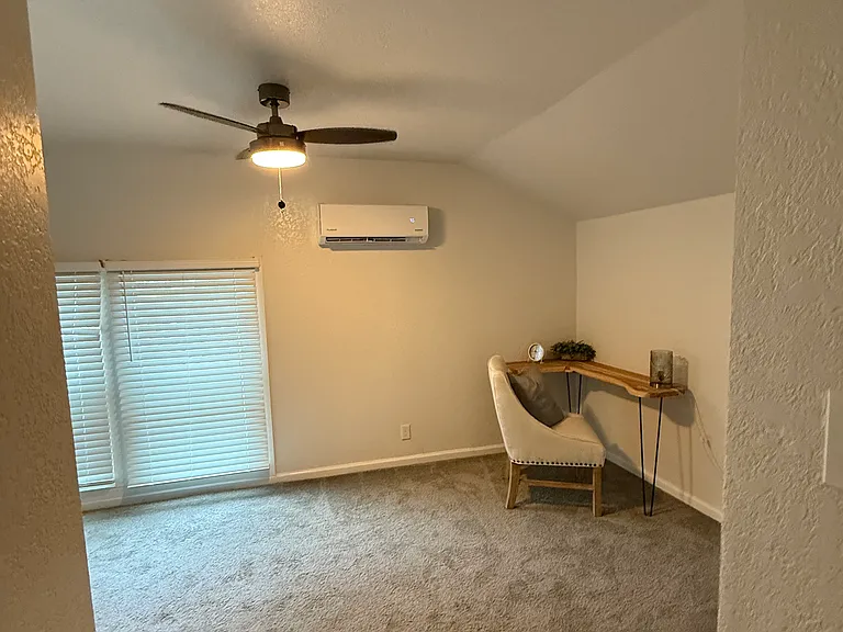 1428 Lee St — Photo 16