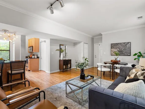 5653 Waterman Blvd APT 22, Saint Louis, MO 63112