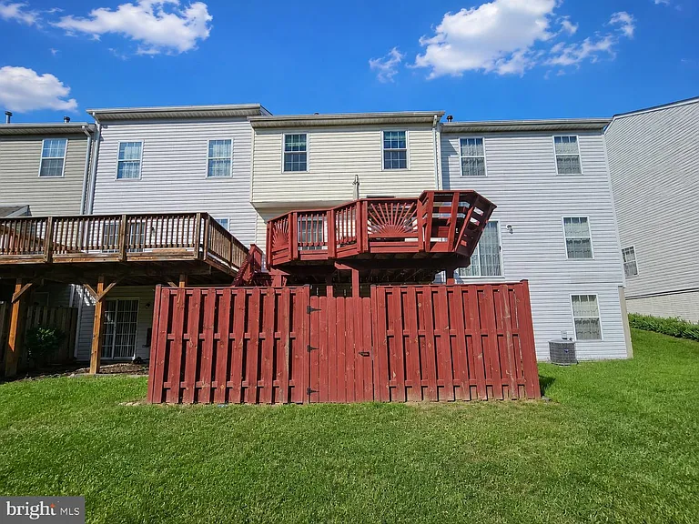 3315 Hollow Ct — Photo 9